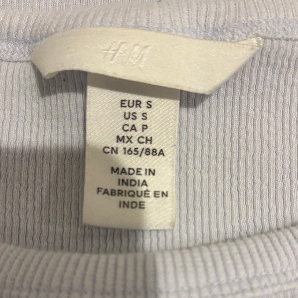 H&M Soft Blue Ribbed Crop Top - Picture 2 of 2